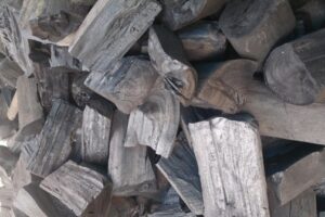 HALABAN_WOOD_CHARCOAL_1